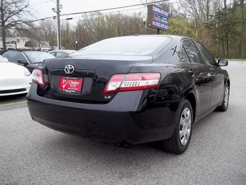 2010 Toyota Camry LE
