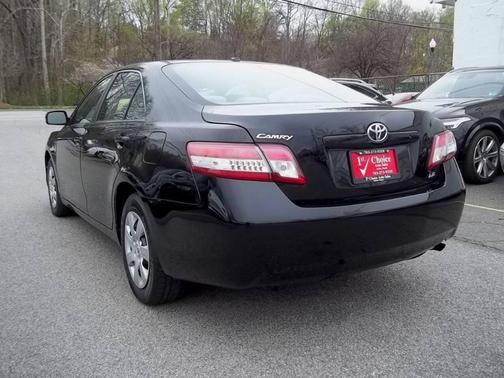 2010 Toyota Camry LE