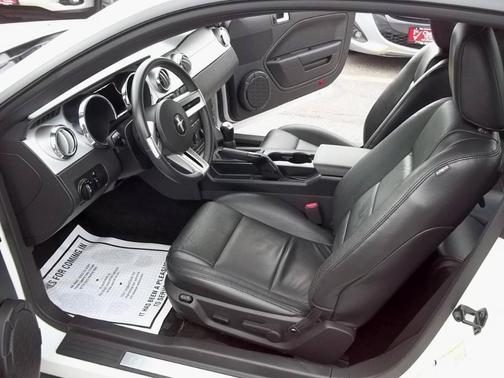 2006 Ford Mustang Premium