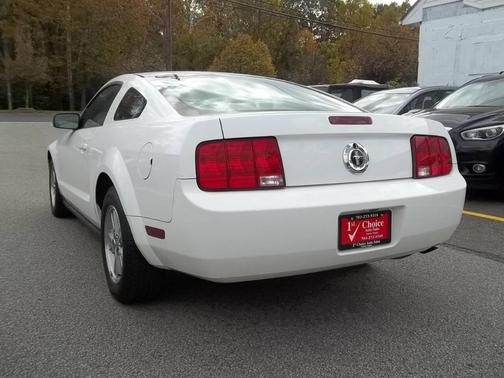 2006 Ford Mustang Premium