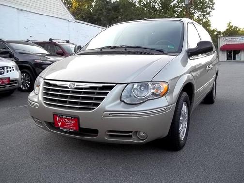 2007 Chrysler Town & Country Touring
