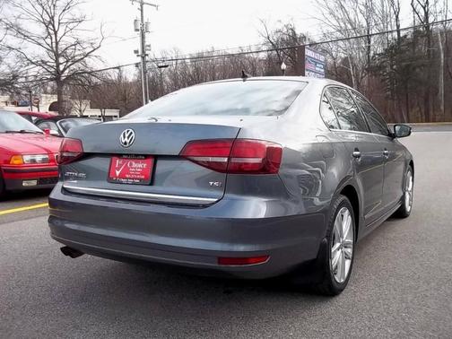 2017 Volkswagen Jetta 1.8T SEL