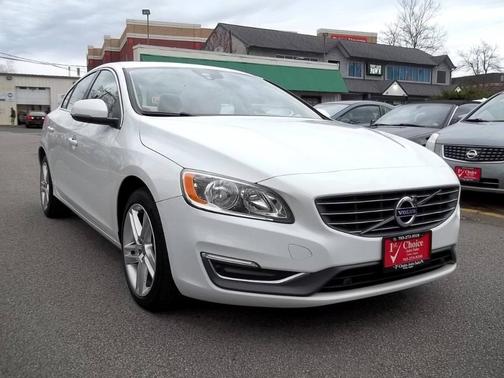 2015 Volvo S60 T5 Premier