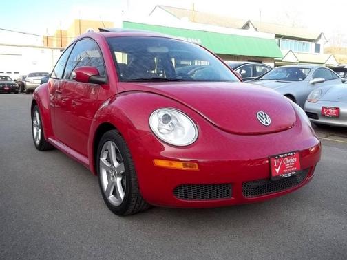 2009 Volkswagen New Beetle 2.5