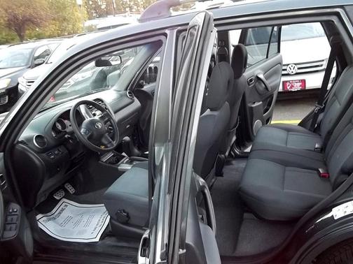 2005 Toyota RAV4 Base