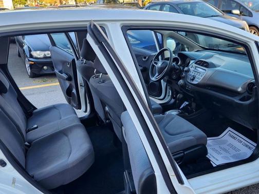 White 2012 Honda Fit Base