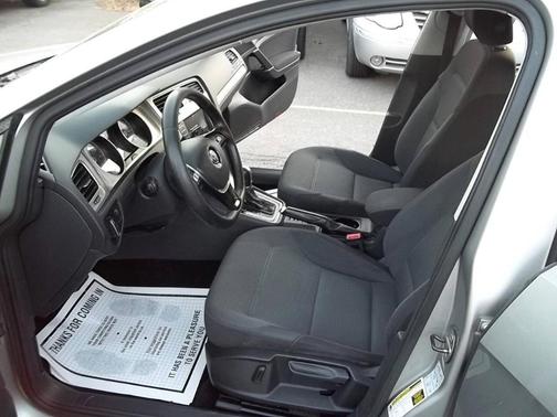 2016 Volkswagen Golf SportWagen TSI S