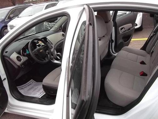 2015 Chevrolet Cruze 1LT