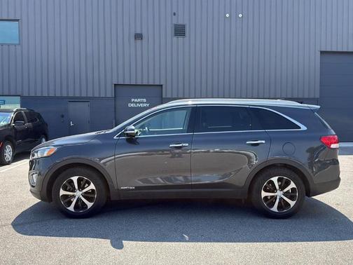 Platinum Graphite 2018 Kia Sorento EX