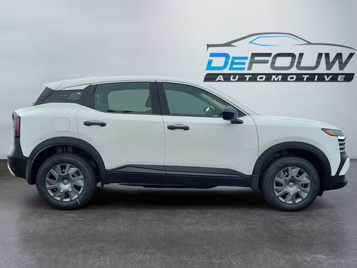 2025 Nissan Kicks S