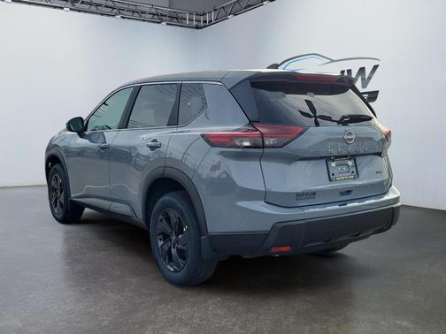 Boulder Gray Metallic 2026 Nissan Rogue SV