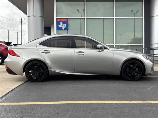 2018 Lexus IS 300 Base