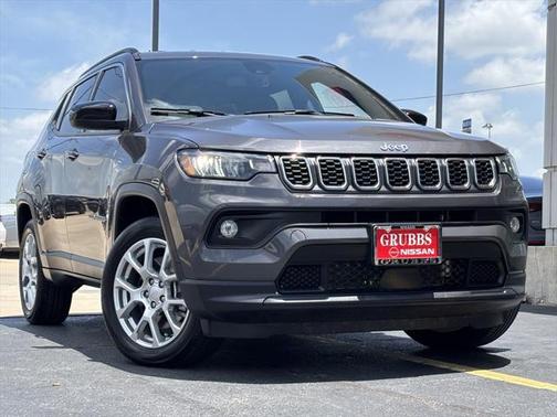 2024 Jeep Compass Latitude Lux