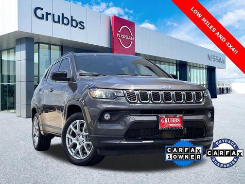2024 Jeep Compass Latitude Lux