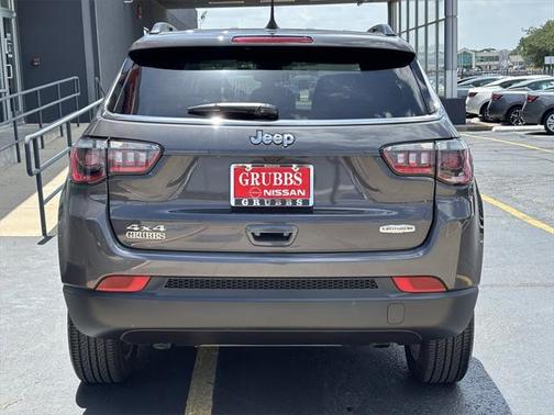 2024 Jeep Compass Latitude Lux