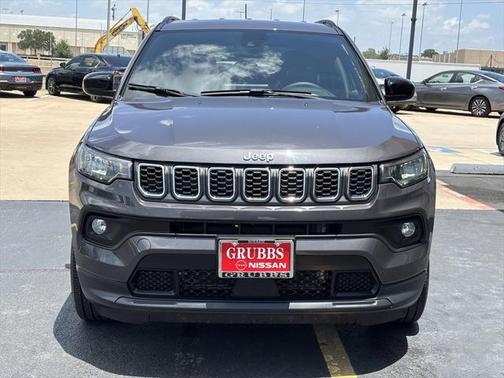 2024 Jeep Compass Latitude Lux