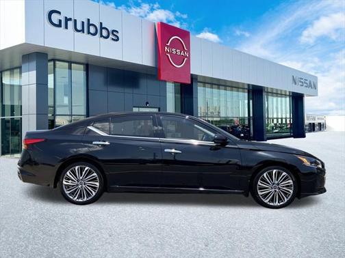 2024 Nissan Altima 2.5 SL
