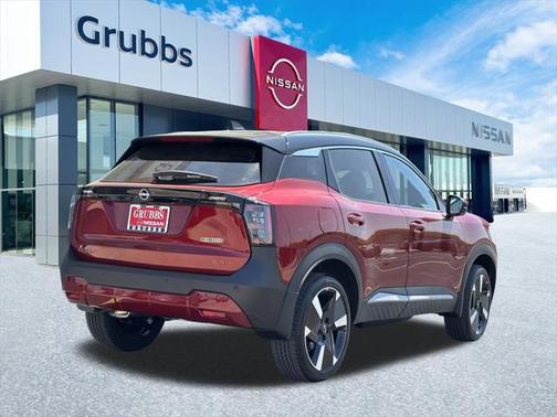 2025 Nissan Kicks SR