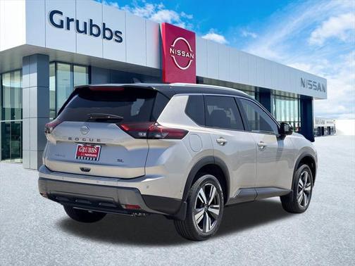 2025 Nissan Rogue SL