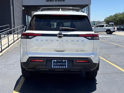 2023 Nissan Pathfinder SV 4WD