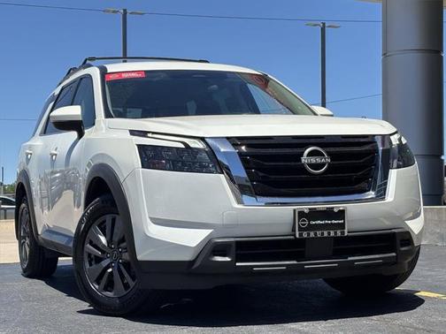 2023 Nissan Pathfinder SV 4WD