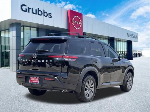 2025 Nissan Pathfinder SV FWD
