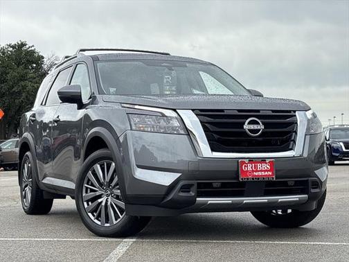 2025 Nissan Pathfinder SL 4WD