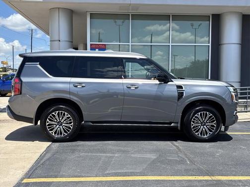 2025 Nissan Armada SL 4WD