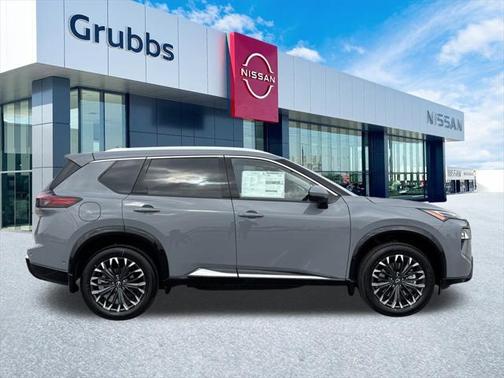 2025 Nissan Rogue Platinum