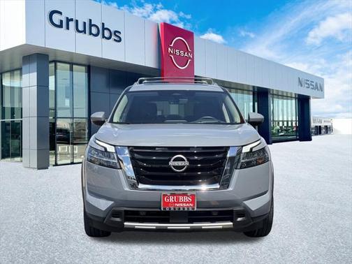 2024 Nissan Pathfinder Platinum 4WD