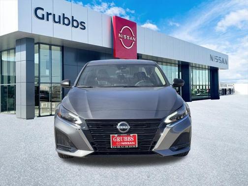 2025 Nissan Altima S FWD