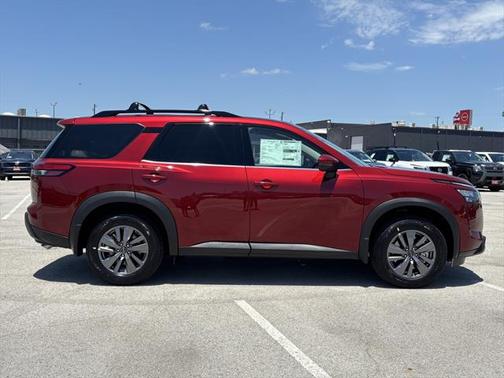 2025 Nissan Pathfinder SV FWD