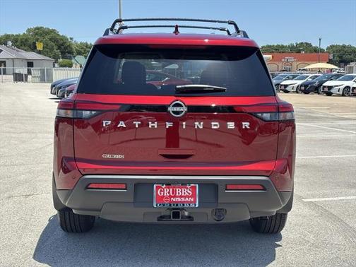 2025 Nissan Pathfinder SV FWD