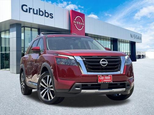 2025 Nissan Pathfinder Platinum FWD