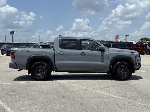 2025 Nissan Frontier PRO-X