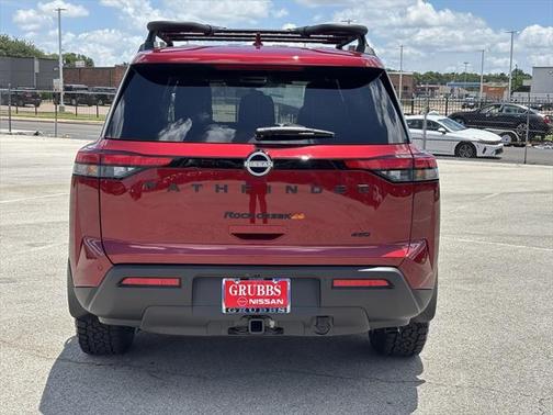 2025 Nissan Pathfinder Rock Creek 4WD
