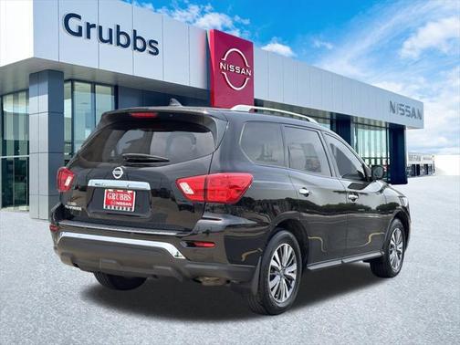 2020 Nissan Pathfinder S 2WD