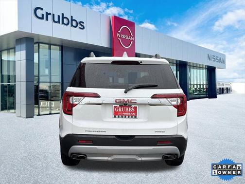2023 GMC Acadia AWD SLT