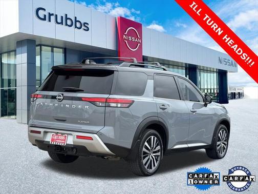 2022 Nissan Pathfinder Platinum 2WD