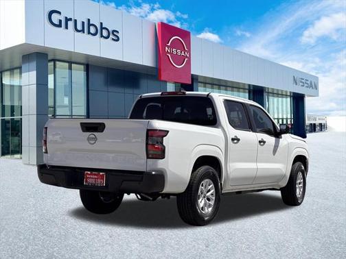 2025 Nissan Frontier S
