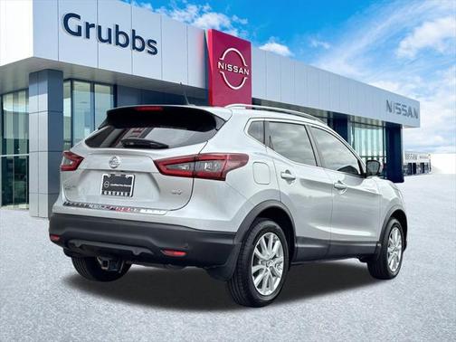 2021 Nissan Rogue Sport SV