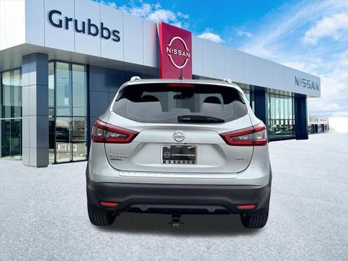 2021 Nissan Rogue Sport SV