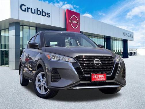 2025 Nissan Kicks S