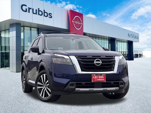 2025 Nissan Pathfinder Platinum FWD