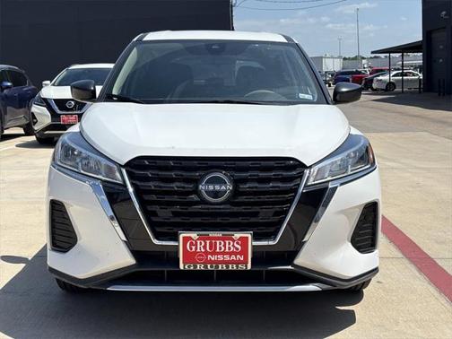 2023 Nissan Kicks S
