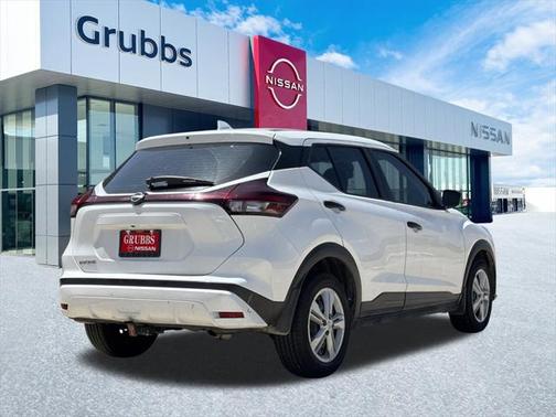 2023 Nissan Kicks S