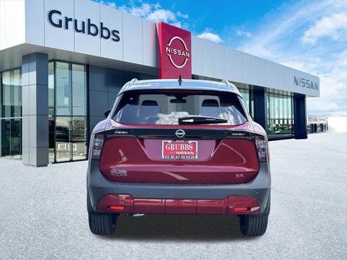 2025 Nissan Kicks SR