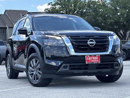 2025 Nissan Pathfinder SV FWD