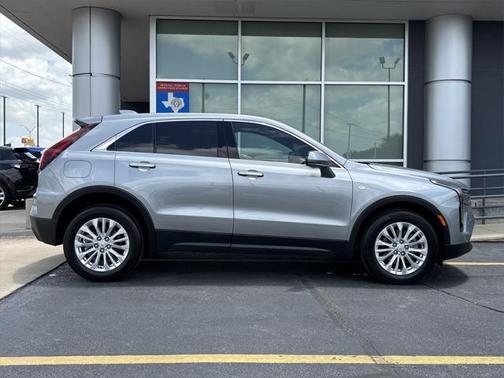 2024 Cadillac XT4 Luxury