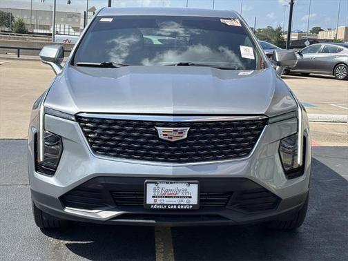 2024 Cadillac XT4 Luxury